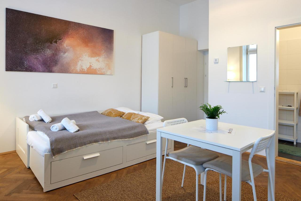 Nice Studio Close To Metro III ウィーン エクステリア 写真